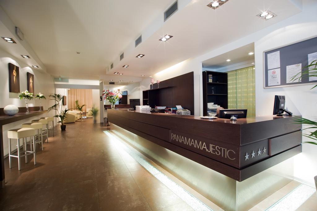Hotel Panama Majestic Rimini Exteriör bild